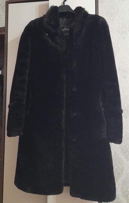 Продам пальто и шубу