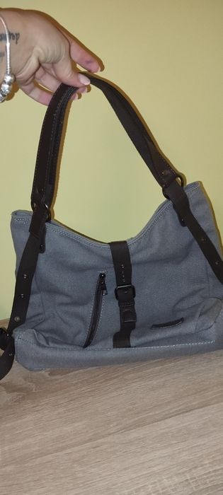 Евтини дамски чанти