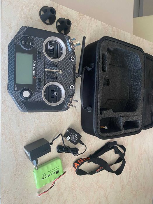 Radiocomanda FrSky Taranis Q x7s
