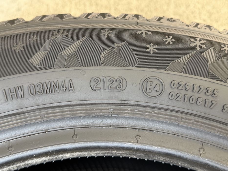 “Dot 22/23” 205/55/16 Semperit 4Броя: 170€ 6.5мм