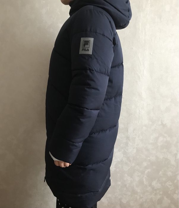 Срочно. Курка для девочки FILA утепленная. Р 164-170.