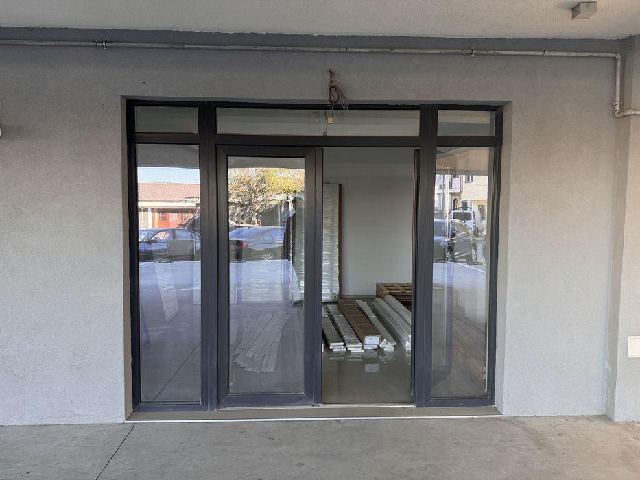Inchiriez spatiu comercial