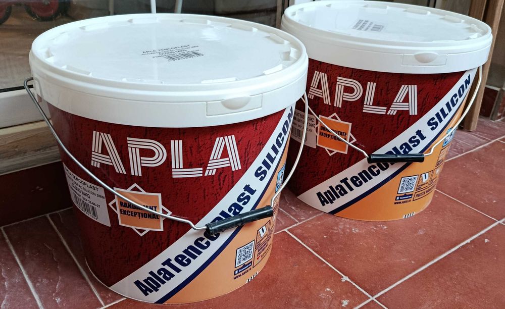 Vând 1 găleata tencuiala decorativa siliconica Apla