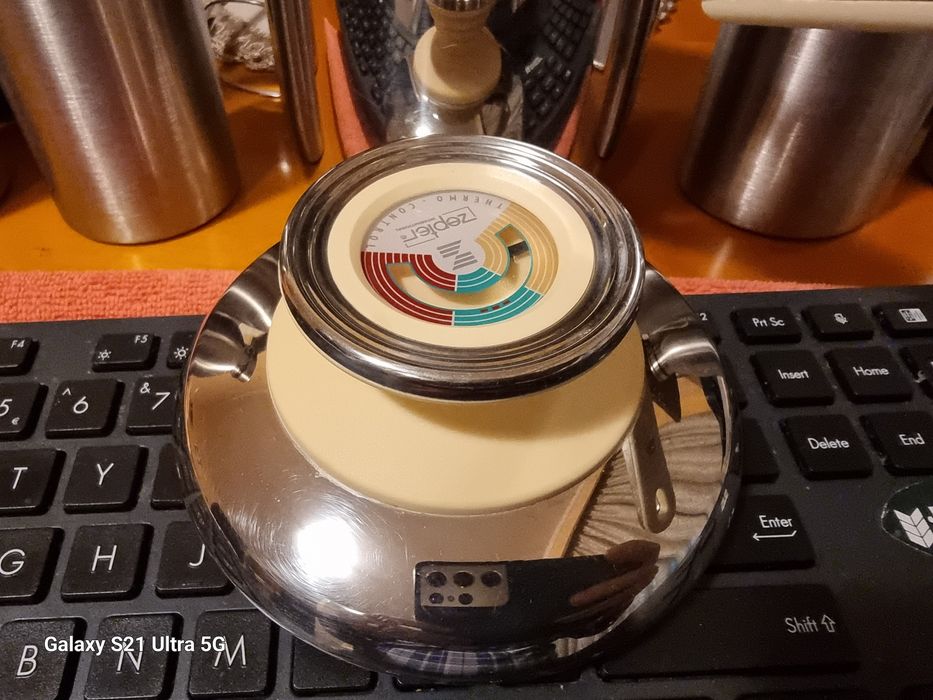 Set ibric cafea/ceai/capuccino  cu 4 termose din inox by Zepter
