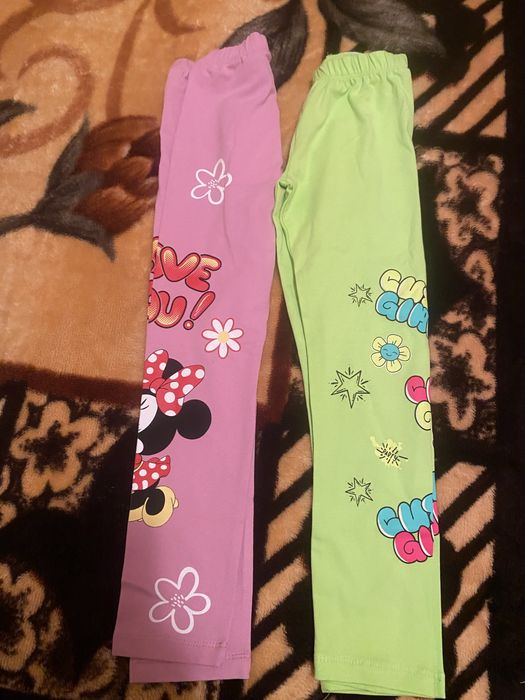 Продам ветровкк 130 размер смотрите все фото