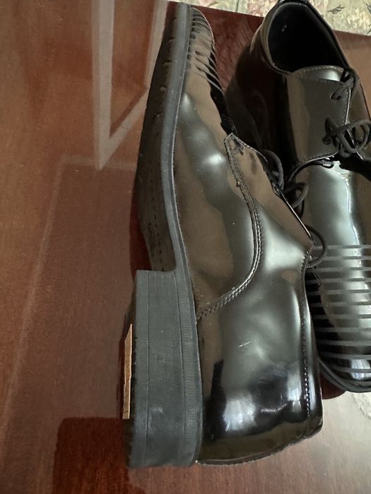 Кожанные стильные туфли