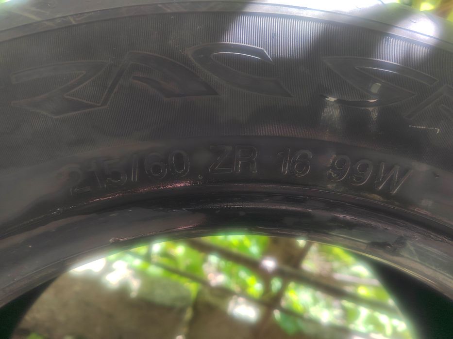 Гуми Vredestein 215/60/16