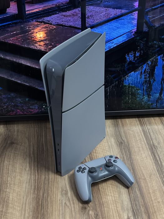 PlayStation 5 Slim  Limited edition + подписка Ps Plus Delux