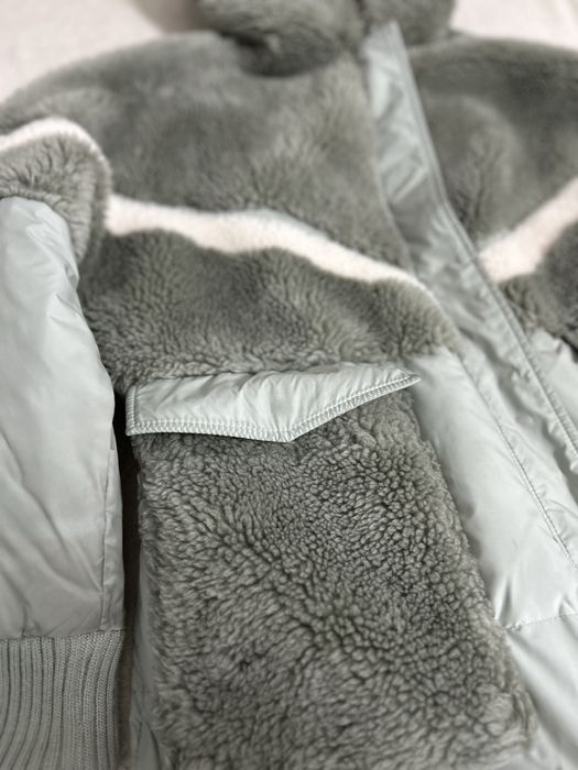 Продается куртка женская