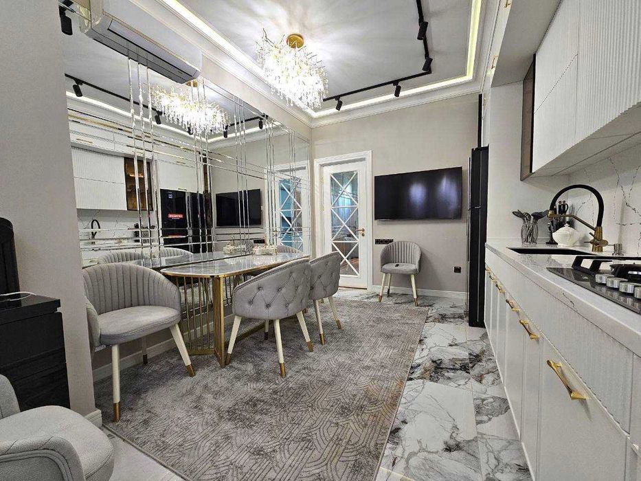 4 комнат 150кв Сдам Яккасарай ЖК Parisien Аэропорт парисьен пирамид