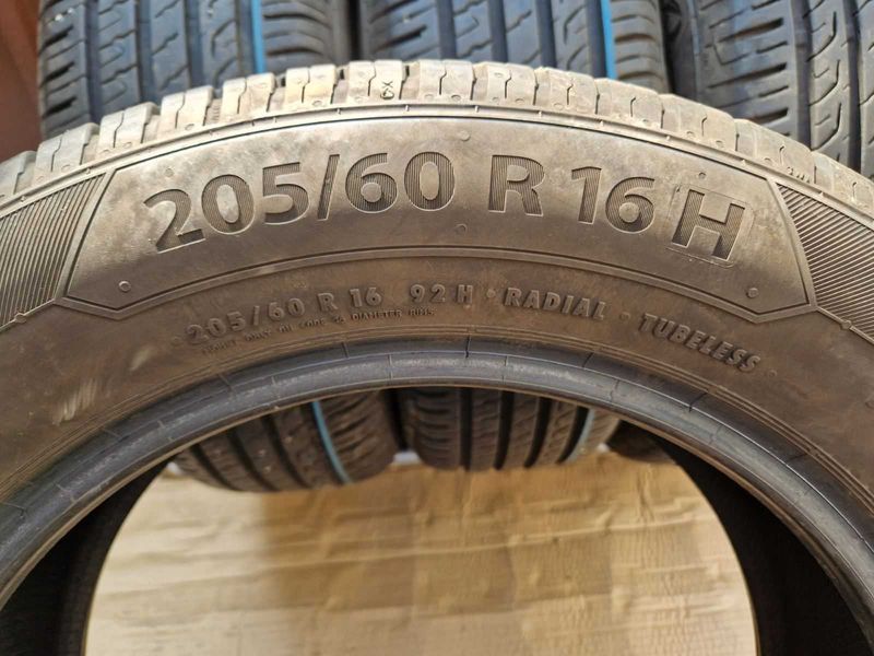 4 Barum R16 205/60
летни гуми 
DOT0822