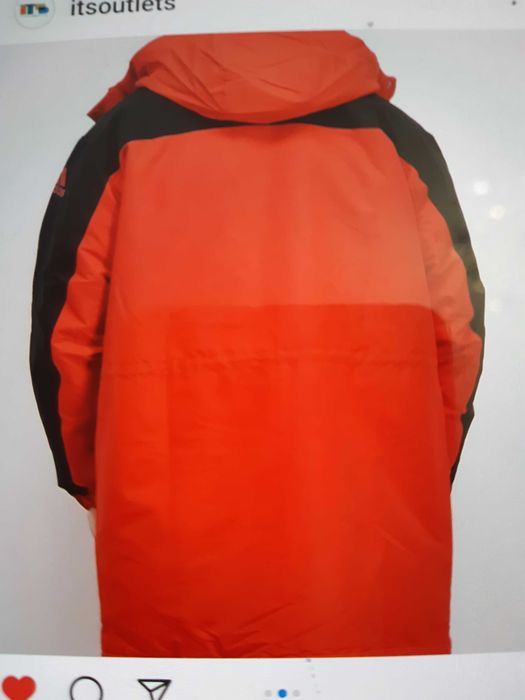 Продам новый пуховик Adidas