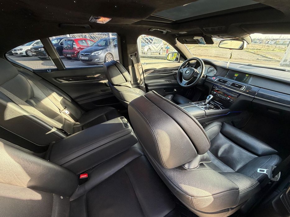 BMW 730 D F01 2010