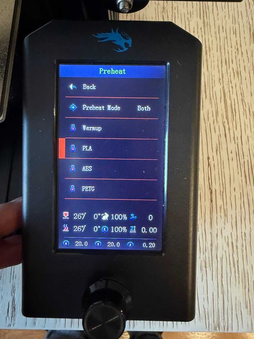 3D принтер Creality Ender 3 V2 с важни подобрения