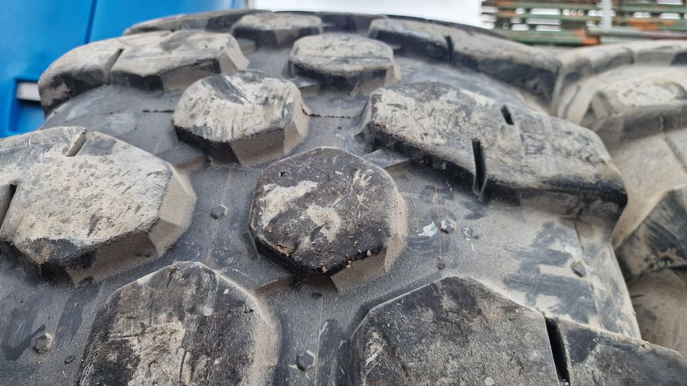 ANVELOPE încărcător 500/70R24 (19.5R24) marca Michelin