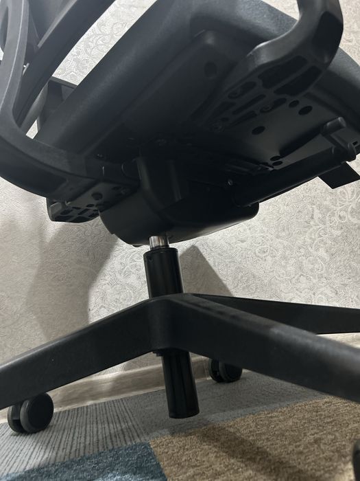 продам офисное кресло