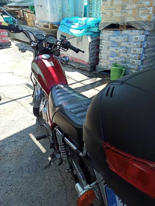 Мотоциклет SUZUKI GN 125