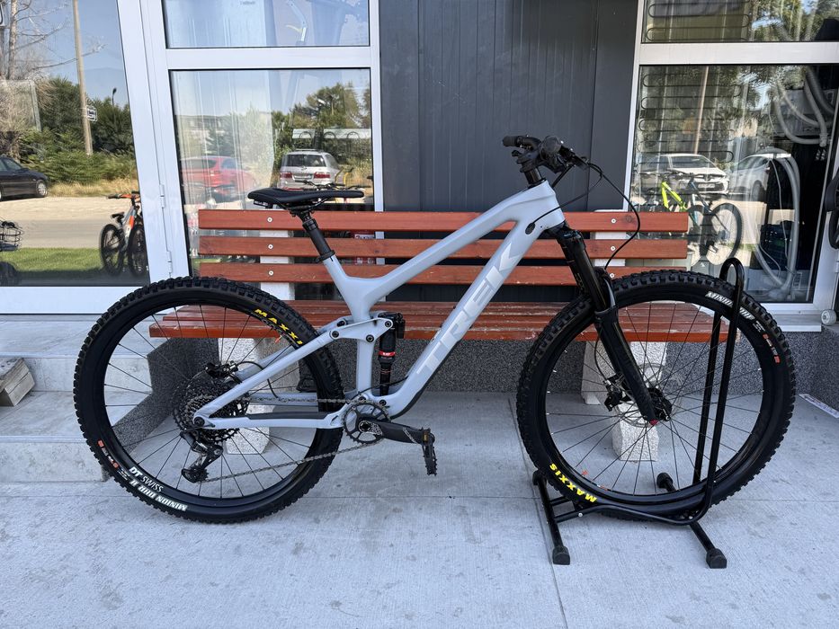 Планински велосипед Мекица Trek Slash 9.7 Carbon 29/M