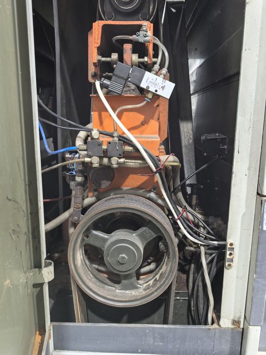 Калибровачен шлайф с 2 вала на 1100 мм + пета за фурнир