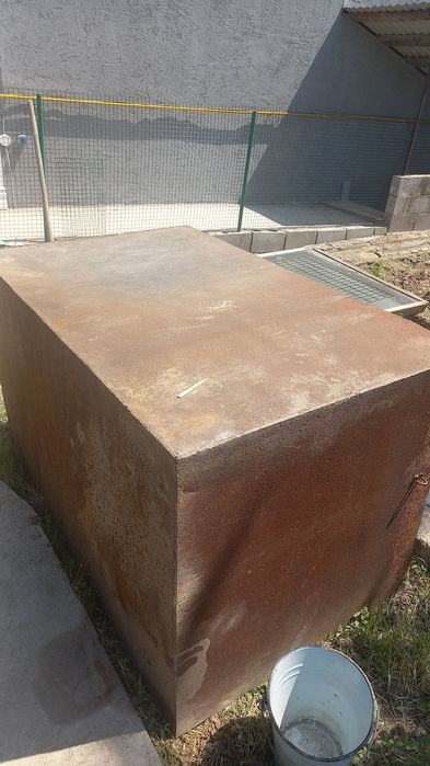 Продам ёмкость для воды.