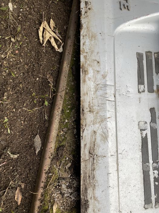 Дверь багажника mazda tribute