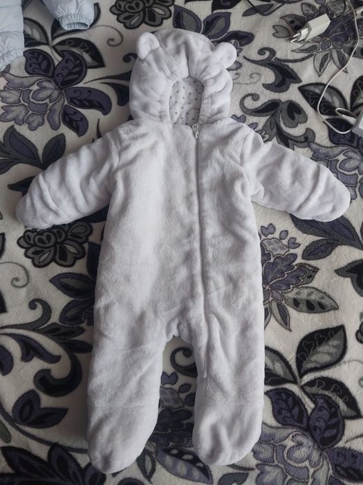 Продам комбинезоны бу детские