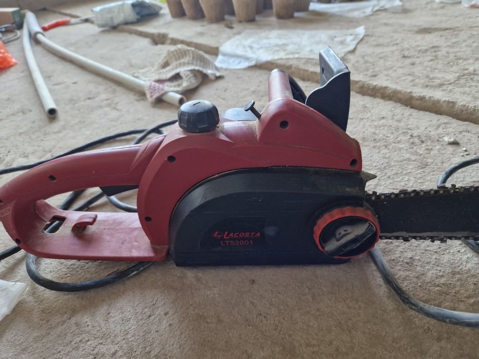 Электро бензопила ЦП 16-3800