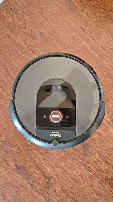 Робот-пылесос iRobot Roomba i7