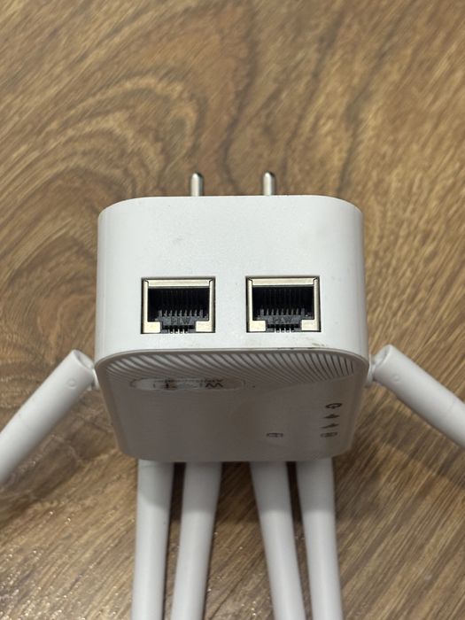 Extender Retea WiFi, 4 Antene, 1200 Mbps, Dual-Band 2.4G-5G, Conexiune WPA/WPA2, Alb