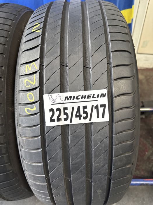 225/45/17 Michelin