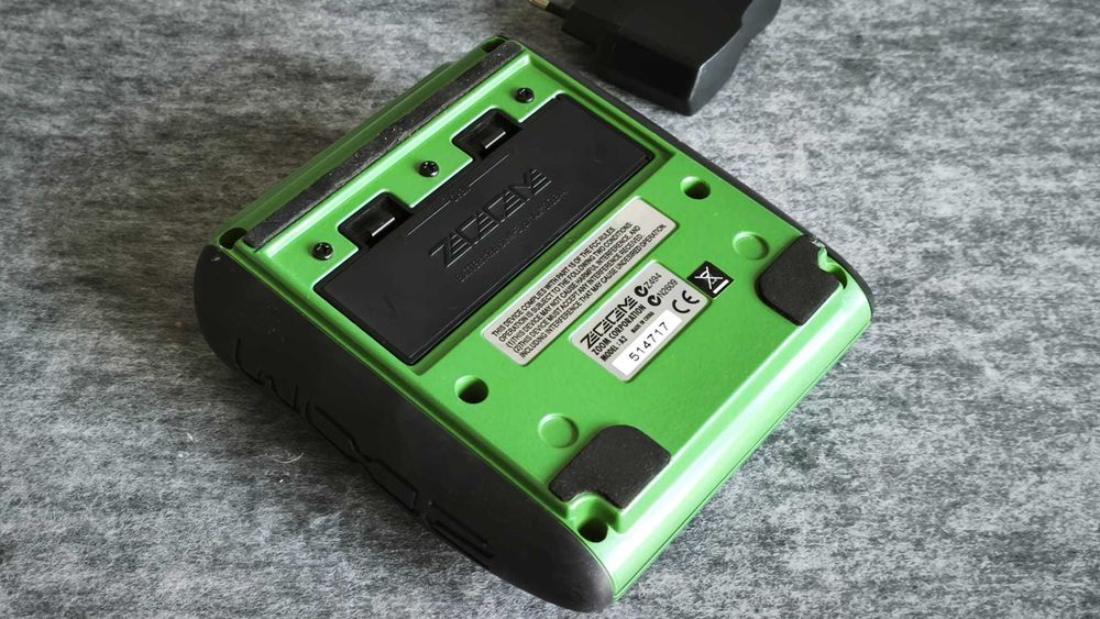 Pedala chitara acustica ZOOM A2 - Garantie