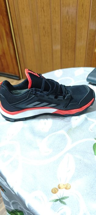 Маратонки за разходка много малко носени 42 номер