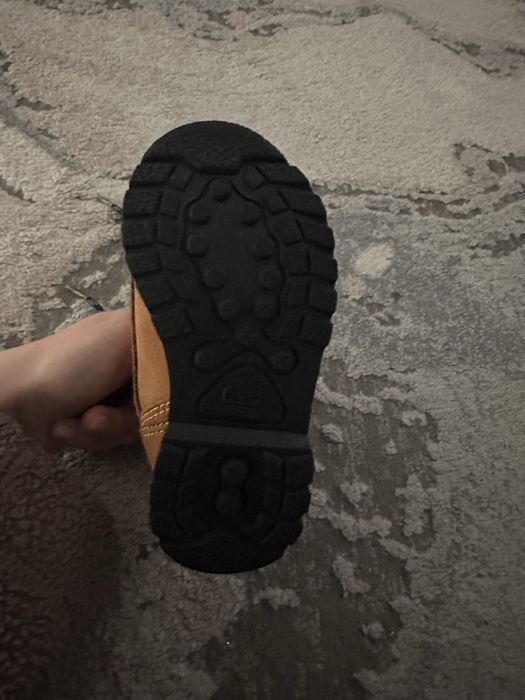 Боти Timberland отговарят на 21 номер