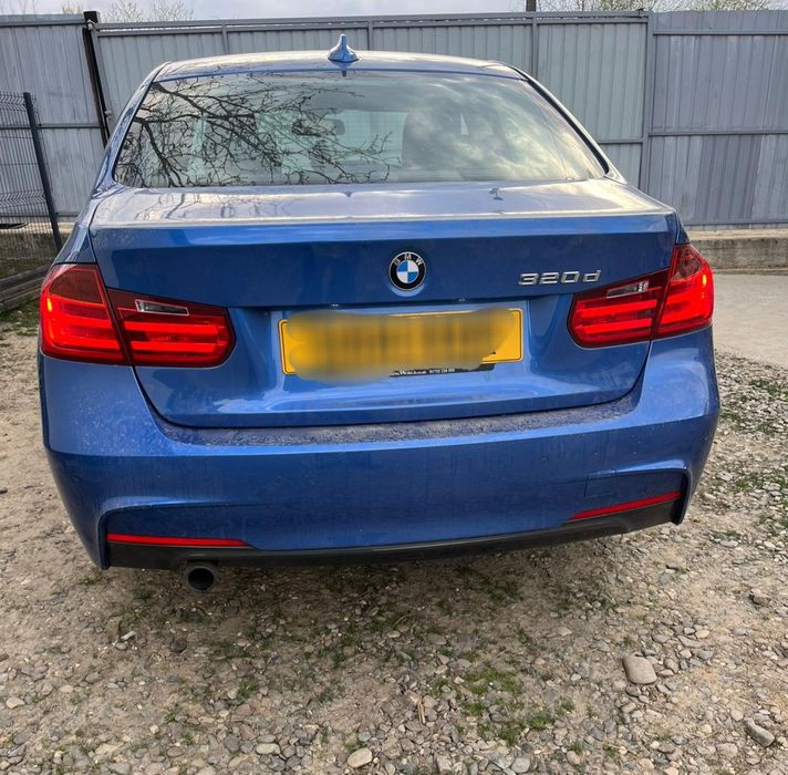 Dezmembrez bmw f30 f31 320d n47d20c m paket jante r18 interior m piese