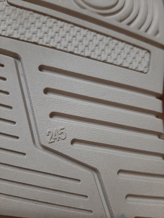 Красовки женские