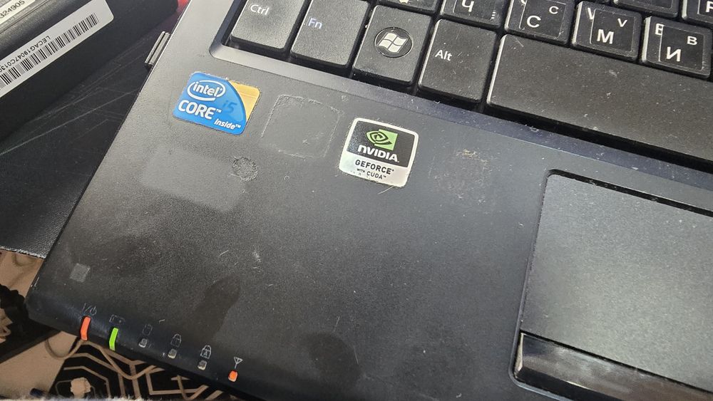 Noutbuk sotiladi Lg core i5