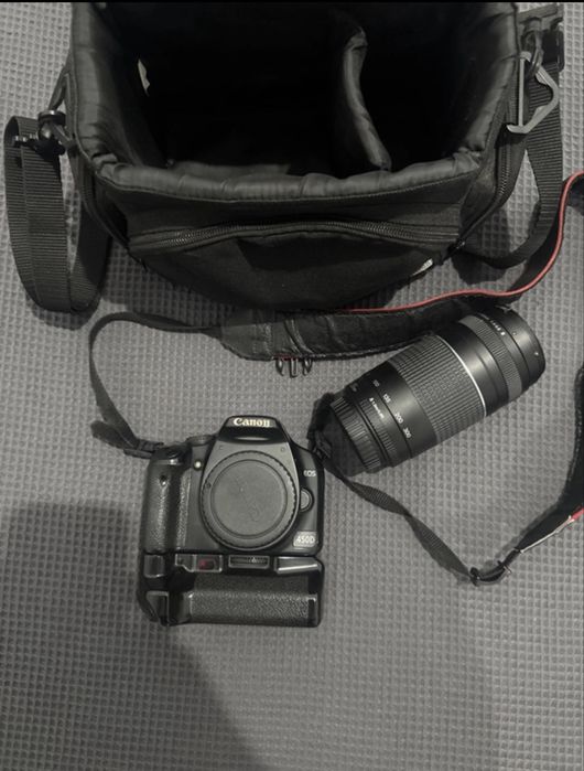 Pachet Complet Canon EOS 450D + accesorii