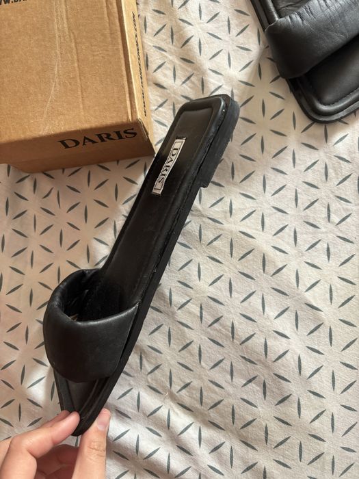 Естествена кожа чехли Daris