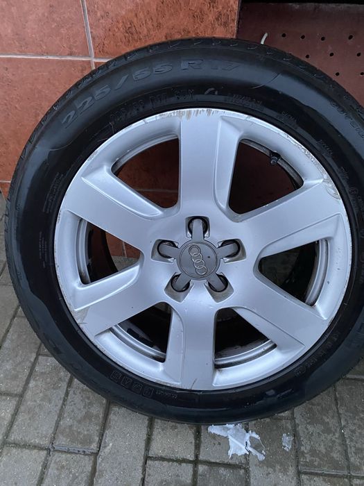 Jante originale Audi cu cauciucuri 225/55R17