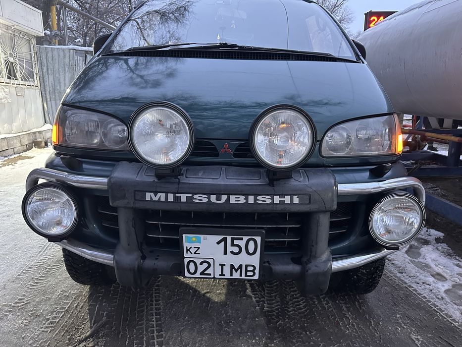 Фары дополнительного света Hella