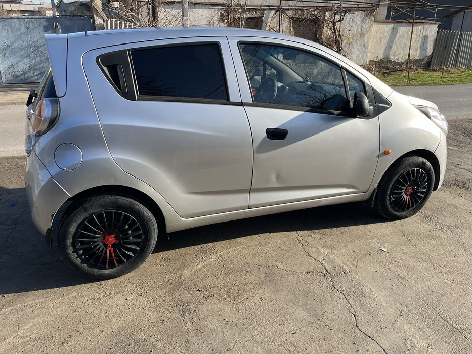 Spark srochna sotiladi