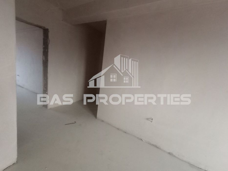 Продава се Двустаен апартамент в София, Разсадника - 70 кв.м за 1181 €/кв.м - Снимка #8