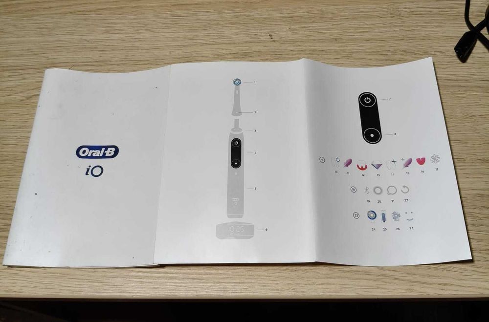 Vand aparat de periaj electric Oral-B iO Series 10