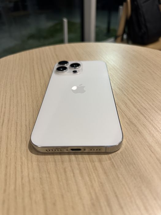 iPhone 16 Pro Max 1 Tb белый