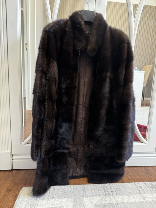 Продам норковую шубу