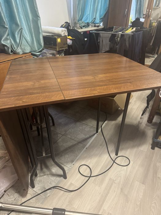 Продам книжка стол