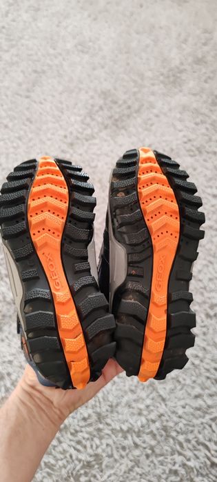 Vând cizme copii geox 28