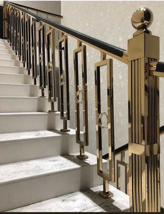 Лестницы из дерева и металла