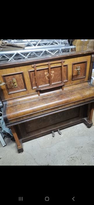 Pianina perfect functionala pret 1700 lei