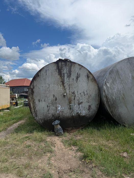 Продам нефтяные бочки